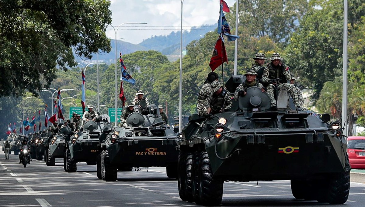 Venezuela'da savaş uçağı alarmı