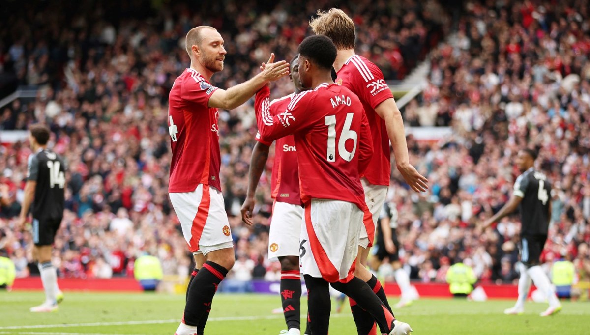 Wolfsburg Christian Eriksen'i renklerine bağladı