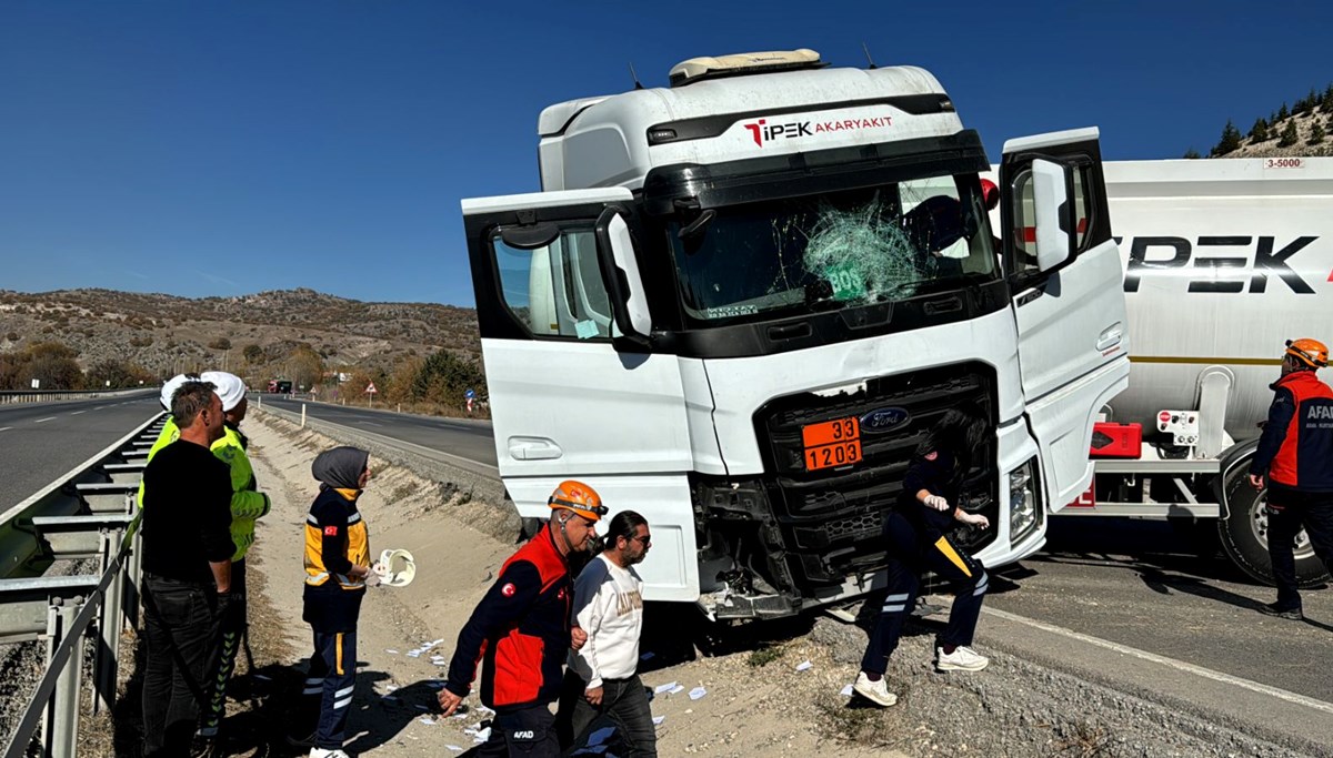 Kütahya’da LPG yüklü tanker devrildi