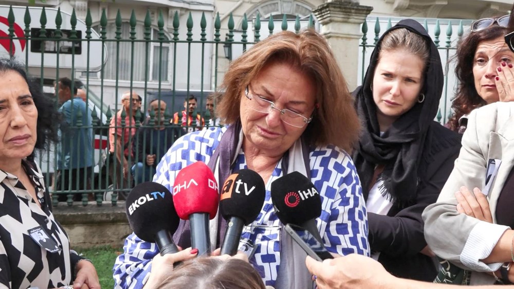 Metin Arolat'a son yolculuğuna uğıurlandı