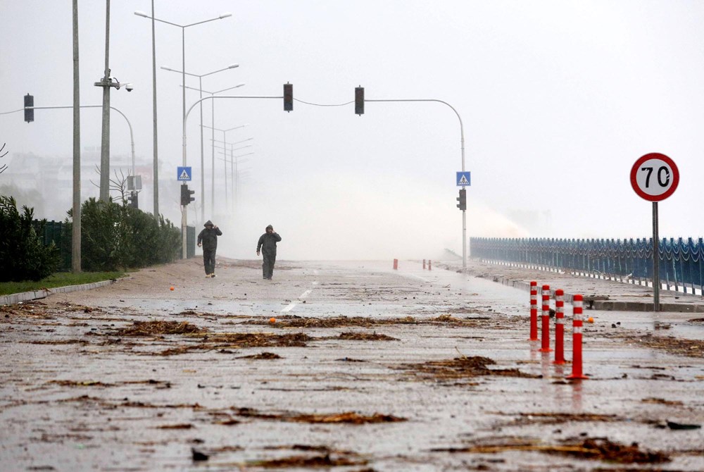Дождь в анталии Дождь в анталии