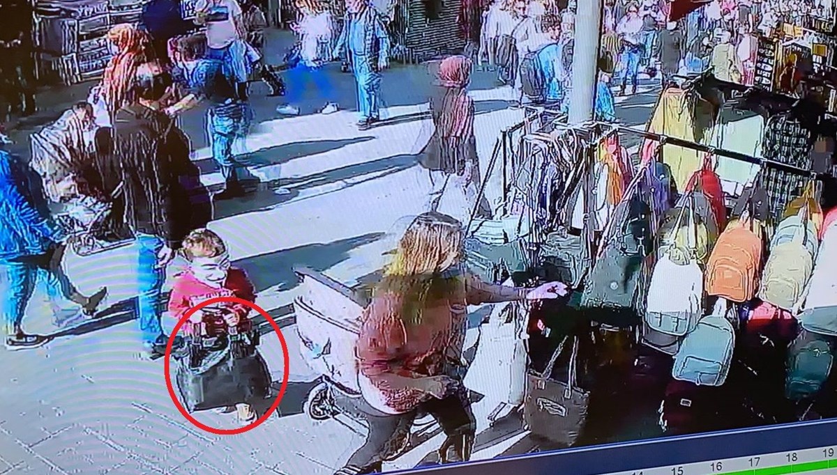 4 yaşındaki oğluna hırsızlık yaptıran anne kameralara yakalandı