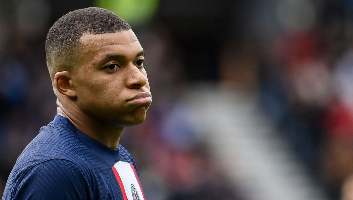 Paris Saint-Germain'de Kylian Mbappe belirsizliği sürüyor