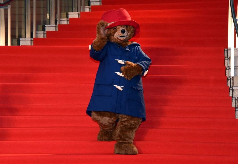 Kraliçe Elizabeth için bırakılan Paddington ayıları bağışlandı - 6