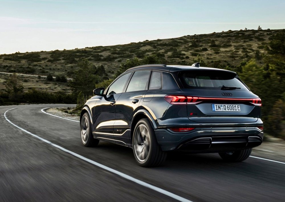 Yeni Audi Q6 e-tron ve SQ6 e-tron tanıtıldı: 10 dakikada 255 kilometre menzil - 15