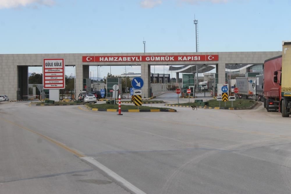 Bulgaristan sınırında kilometrelerce TIR kuyruğu - 1