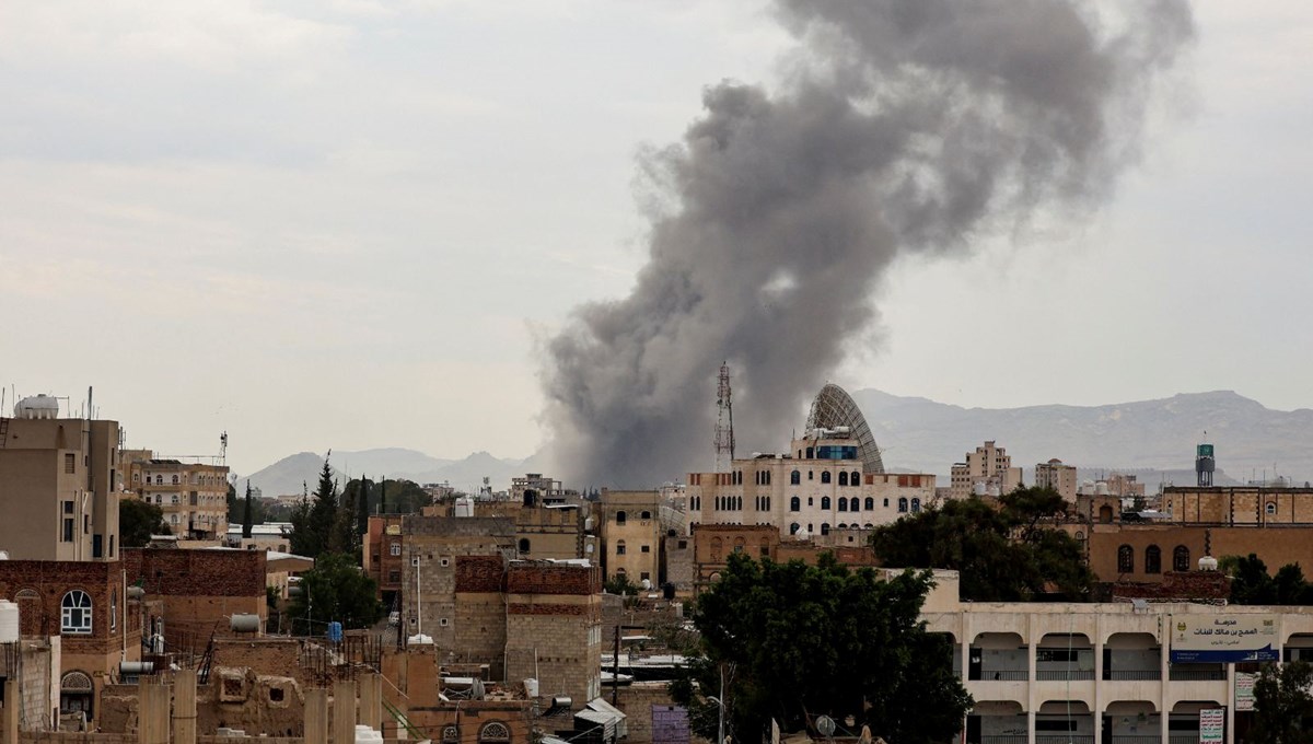 İsrail, Yemen'in başkenti Sana'ya saldırdı