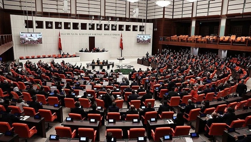 Çalışmalar tamamlandı, Meclis'e geliyor: Ruhsatsız silah ve yetkisiz çakarda cezalar artırılacak!