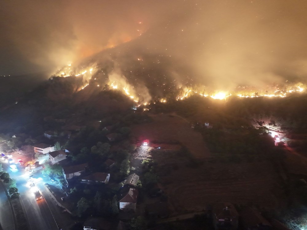Yangın felaketinde son durum: "Gökyüzü mavi değil, güneşin bile rengi değişti" - 28