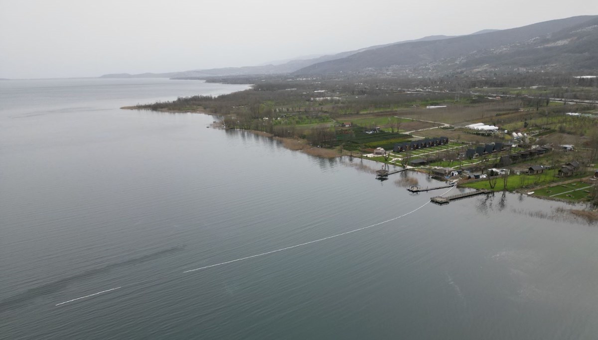 Akaryakıt sızmıştı: Sapanca Gölü'nden su içilebilir mi?