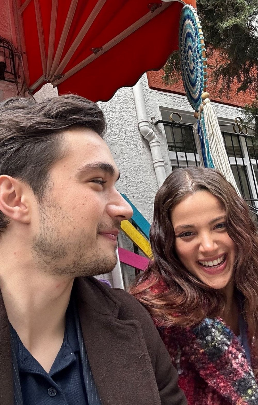 Leyla Tanlar ile Burak Dakak el ele görüntülendi - 2