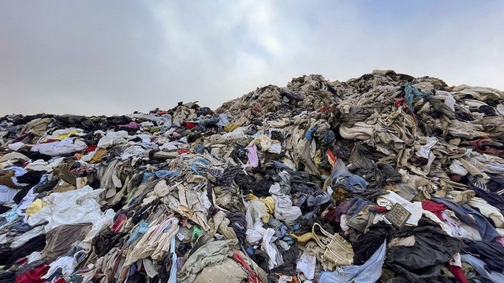 Şili'de Atacama Çölü’ne atılan tekstil ürünleri çöp dağları oluşturdu - 3