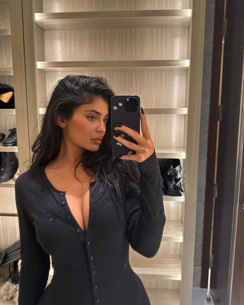 Kylie Jenner'ın filtreli paylaşımı dikkat çekti - 4