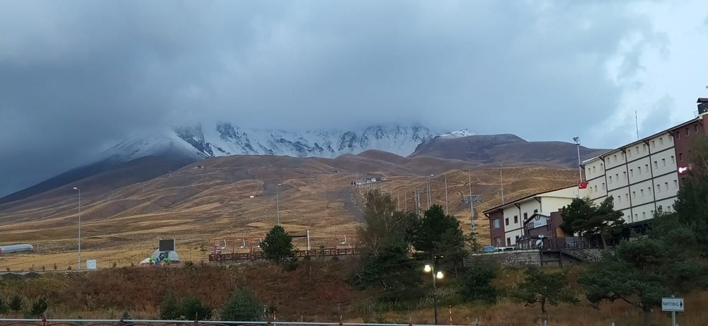 Erciyes'e mevsimin ilk karı yağdı - 5