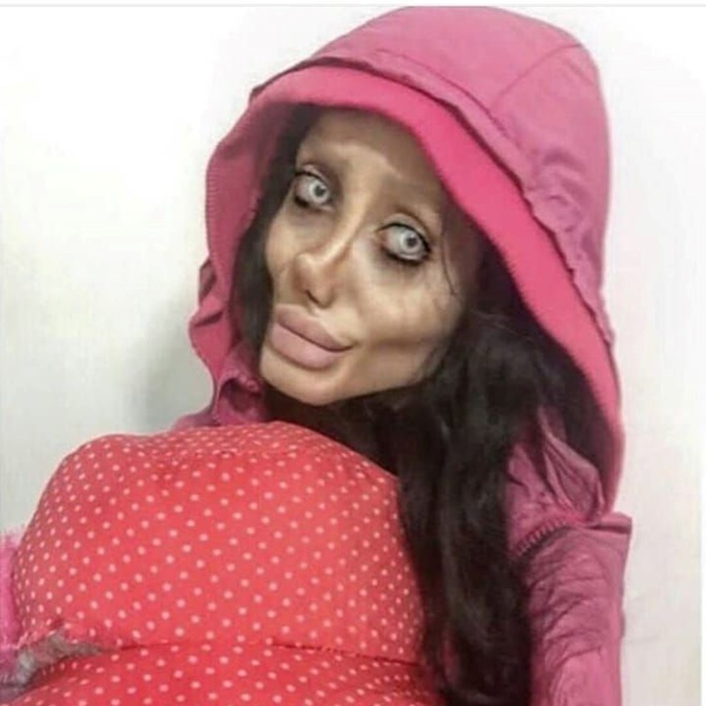 Zombi Angelina gerçek yüzünü paylaştı: Hiç estetik yaptırmadım - 5