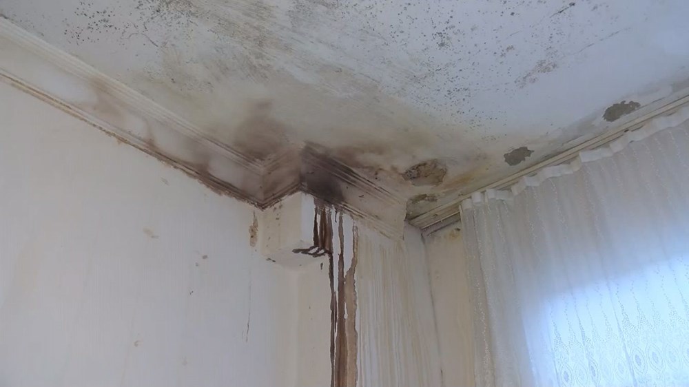 Güngören'de 52 yıllık binada çökme tehlikesi: 'Beşik gibi sallanıyor' - 4