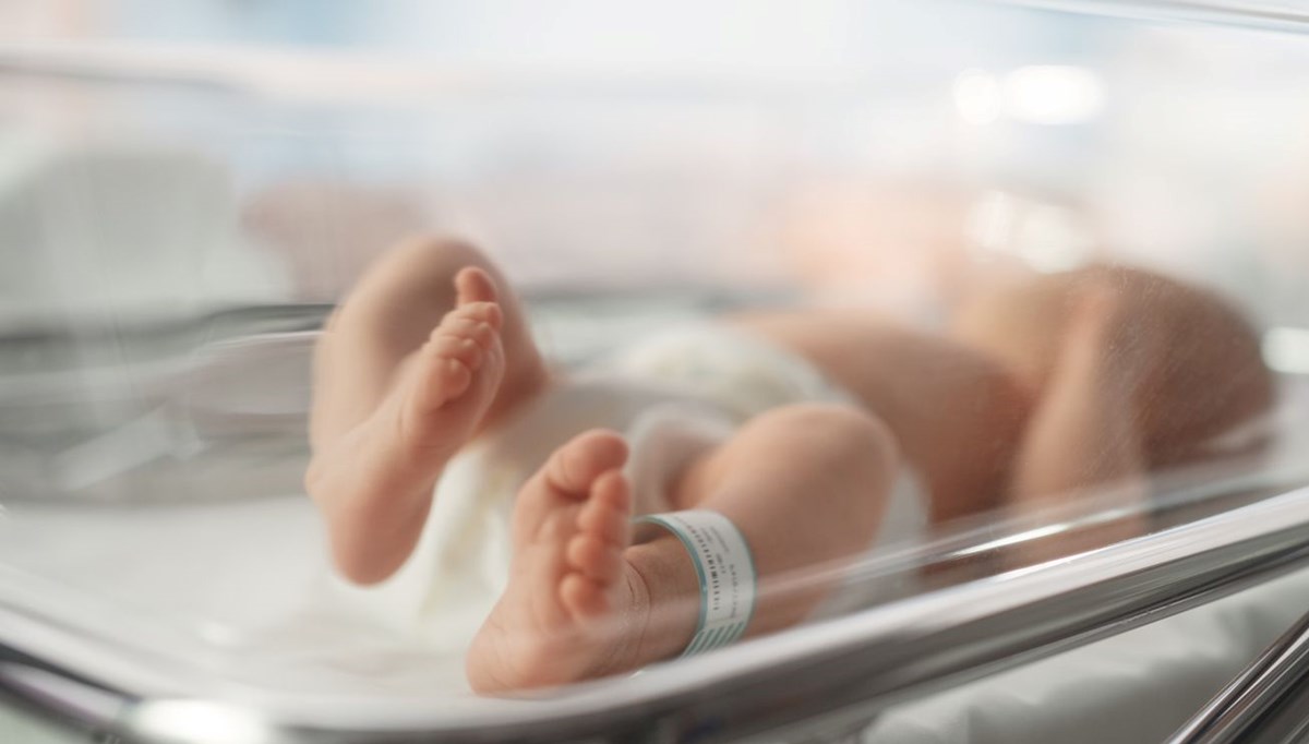 10 binde 1 görülen hastalık: Dünyaya gözünü açtı, ameliyata alındı 10 binde 1 görülen hastalık: Dünyaya gözünü açtı, ameliyata alındı