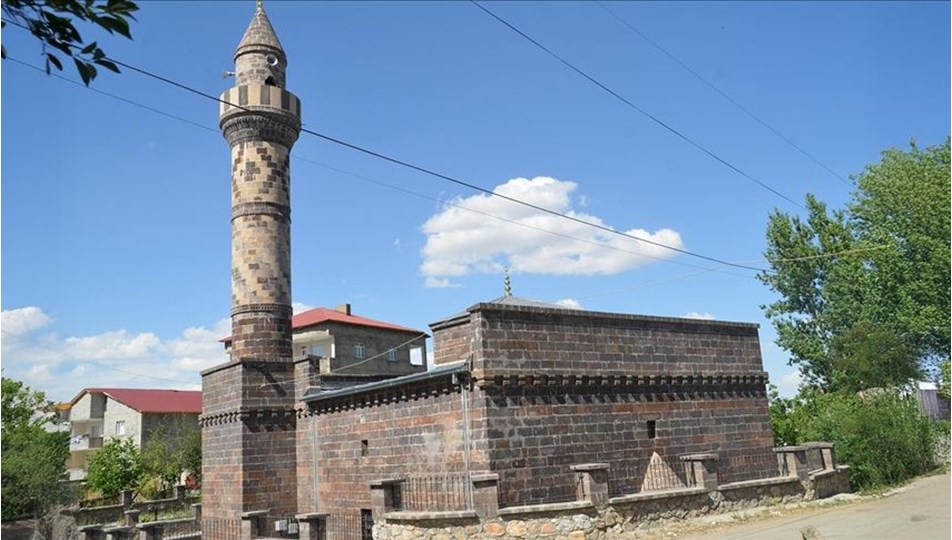 Muş'taki Murat Paşa Camisi yeniden ibadete açılacak