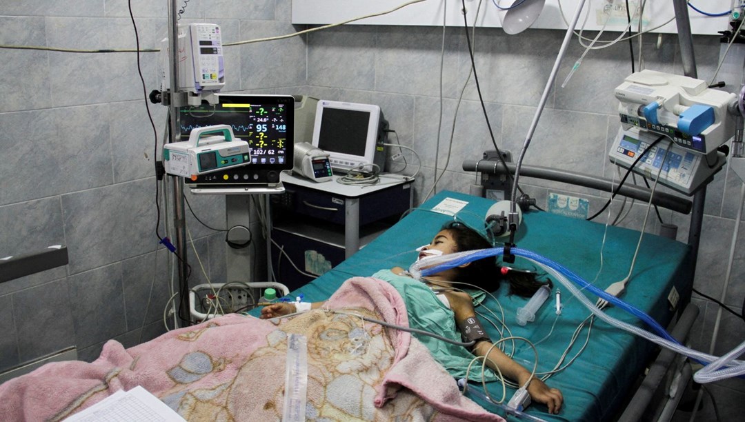 Gazze'deki Aksa Şehitleri Hastanesi Yakıtın tükenmesi nedeniyle 1200 hasta ölümle