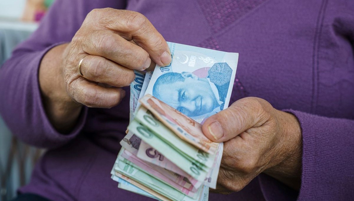 Emekli bayram ikramiyesi ödeme tarihi belli oldu