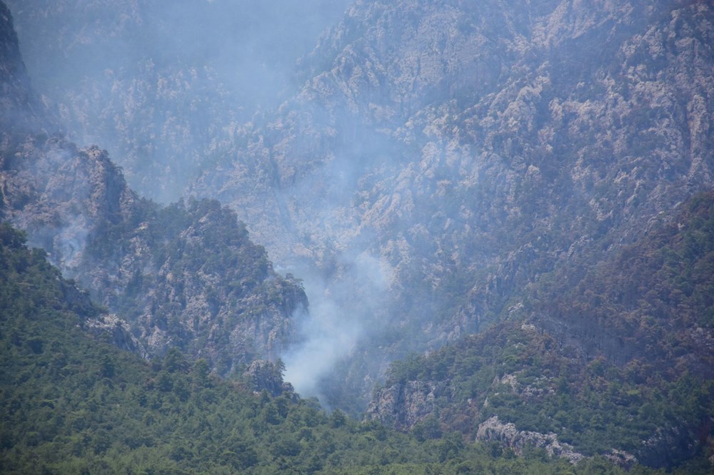 Antalya Kemer'deki orman yangını 4. gününde - 7