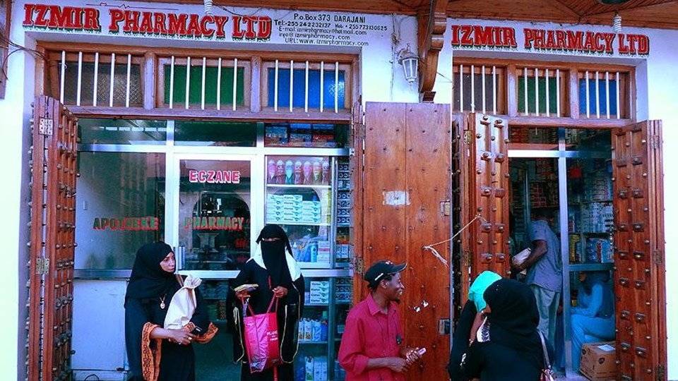 Zanzibar Adası'nda 'İzmir Eczanesi' - 1