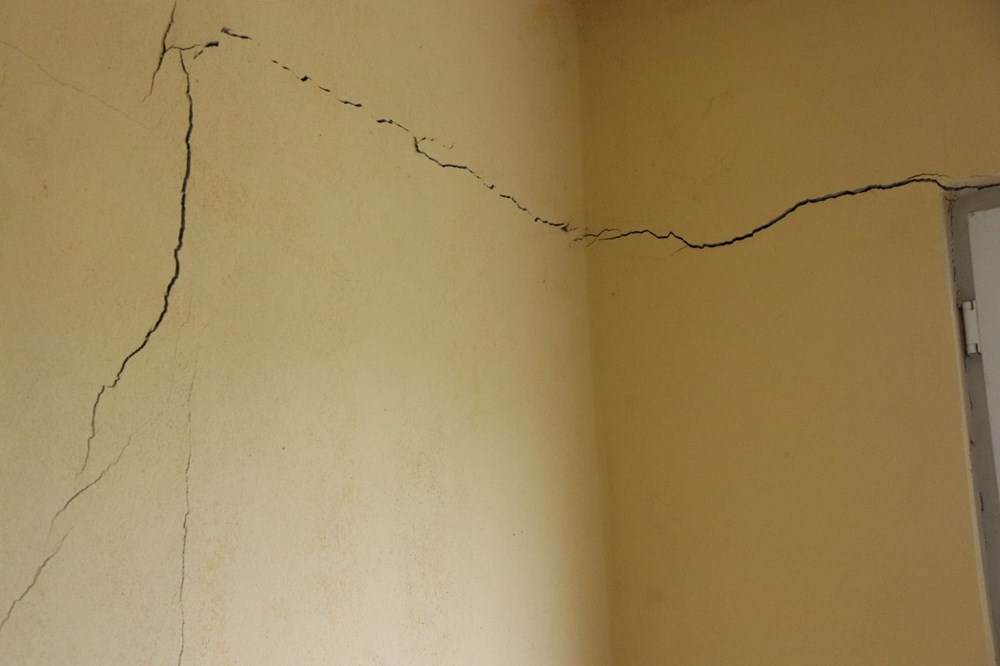 Deprem değil heyelan vurdu - 7