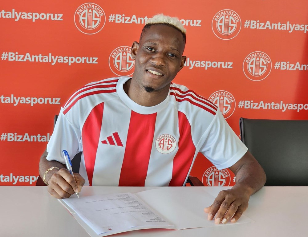 Moussa Djenepo Antalyaspor’da  (2024 yaz transfer sezonu Süper Lig'de biten tüm son dakika transferleri) - 1