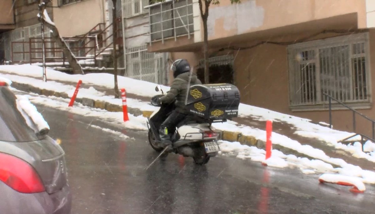 İstanbul Valisi'nden motokurye uyarısı İstanbul Valisi'nden motokurye uyarısı
