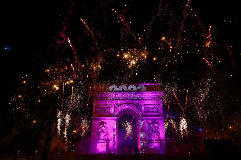 Dünya 2023'ü coşkuyla karşıladı, Ukrayna ise füzelerle - 33