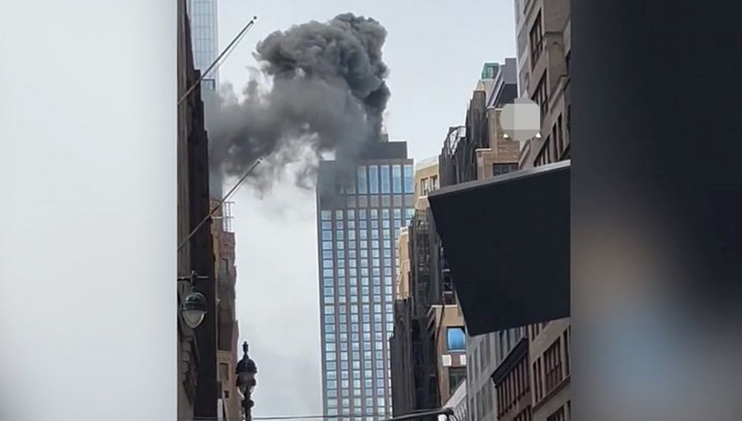 Manhattan'da gökdelende yangın