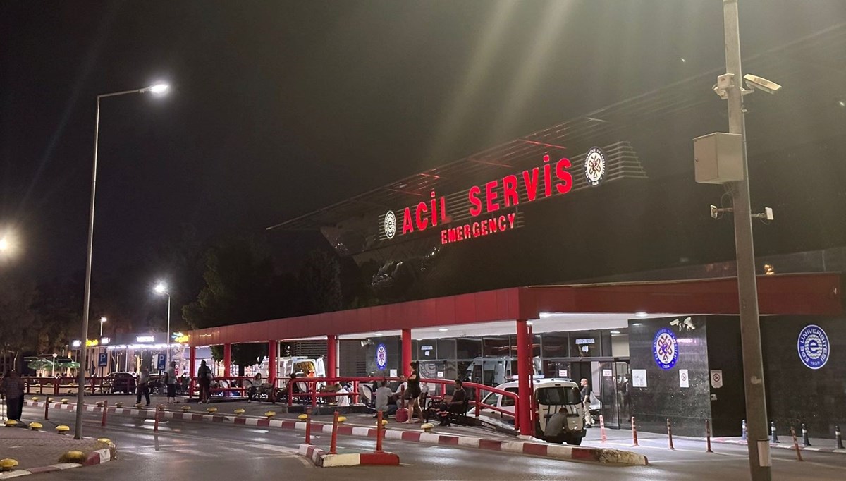 Gaziantep’ten İzmir'e gelip husumetlisini bıçakladı Gaziantep’ten İzmir'e gelip husumetlisini bıçakladı