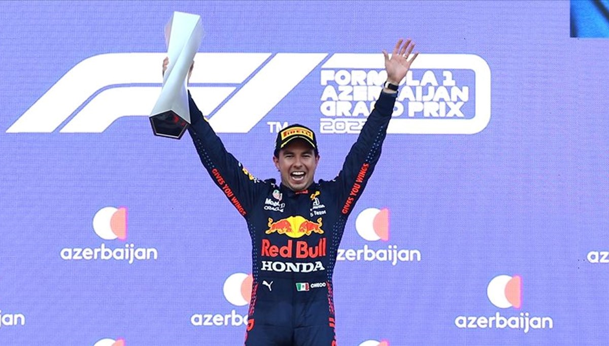 Formula 1 Azerbaycan ayağındaki sprint yarışında Sergio Perez birinci oldu