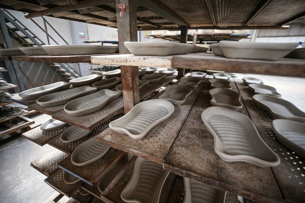 Bursa'dan 94 ülkeye ihraç ediliyor: Kadınların ellerinde şekilleniyor - 3