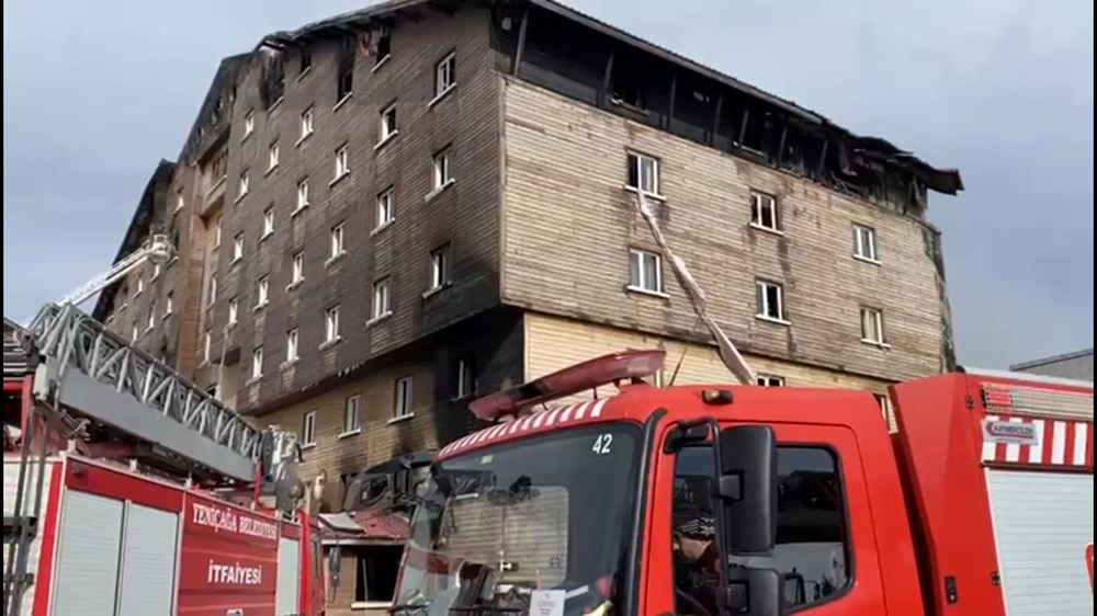 Grand Kartal Otel'de camdan sarkıtılan o çarşafın hikayesi: “Ucunu topuz yaptım, pencerenin menteşesine sıkıştırdım” - 7