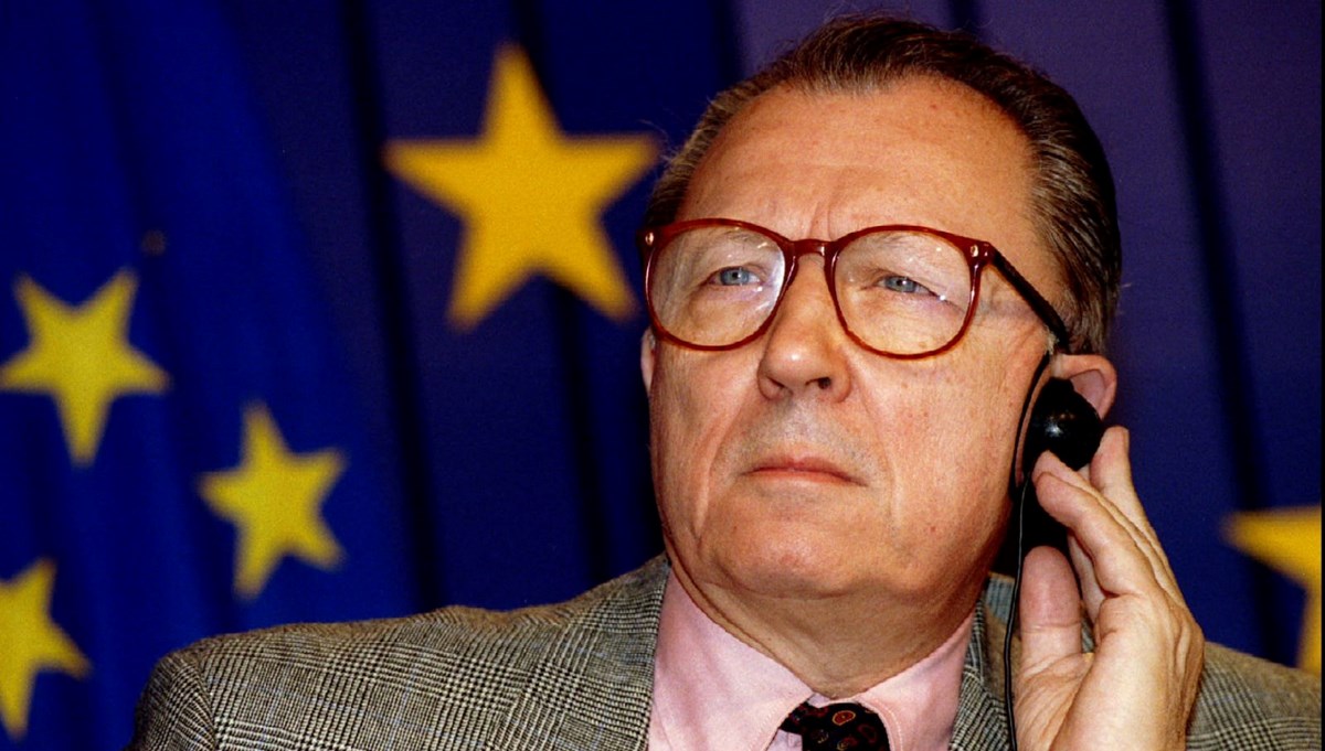 Eski AB Komisyonu Başkanı Jacques Delors, 98 yaşında öldü Eski AB Komisyonu Başkanı Jacques Delors, 98 yaşında öldü