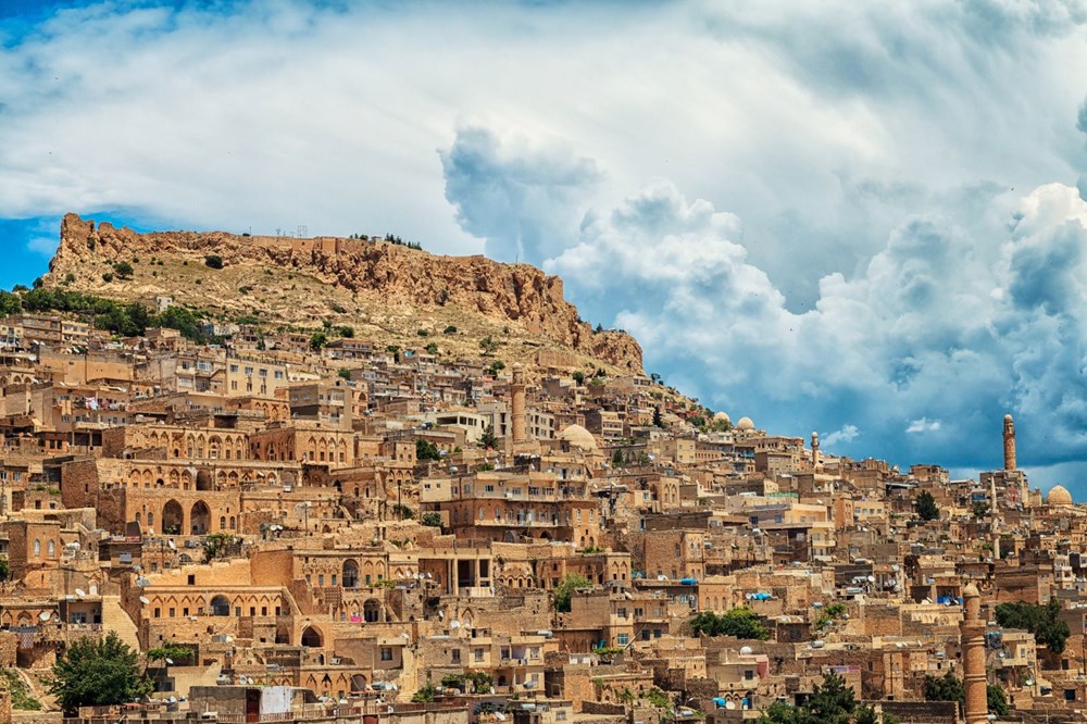 Mardin�in taş evlerinde yıldızlı �dam palas� keyfi NTV