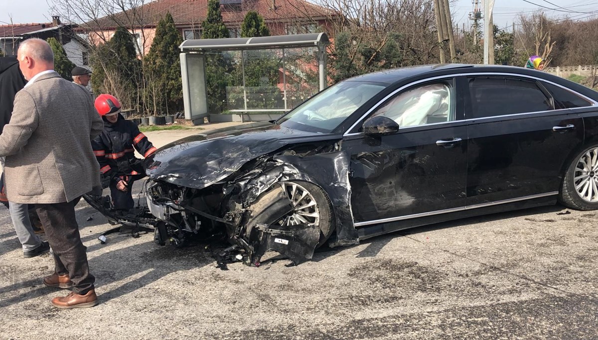 AK Parti Sakarya Milletvekili Ali İnci trafik kazasında yaralandı AK Parti Sakarya Milletvekili Ali İnci trafik kazasında yaralandı