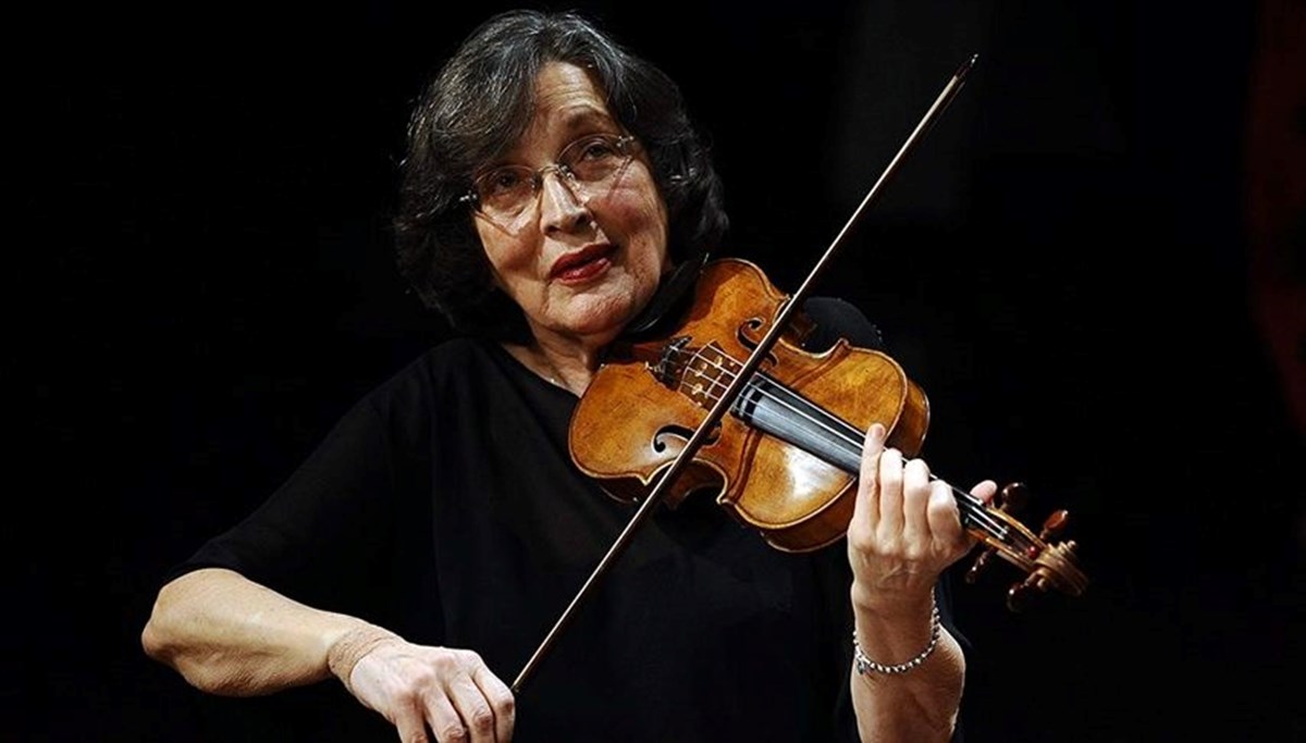 Suna Kan, doğum gününde keman konseriyle anıldı