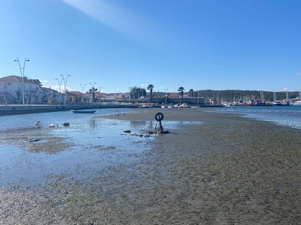 Море отошло от берега в турции 2025. Измир море. Искандерун город в Турции. Турция море.