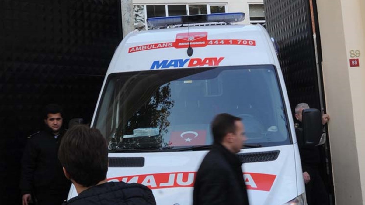 Galatasaray Universitesi Nde Is Kazasi 1 Olu Ntv