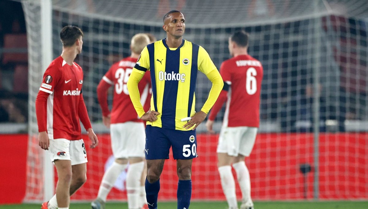 Fenerbahçe'den Becao, Livakovic ve Oğuz Aydın açıklaması: Brezilyalı futbolcu sezonu kapattı