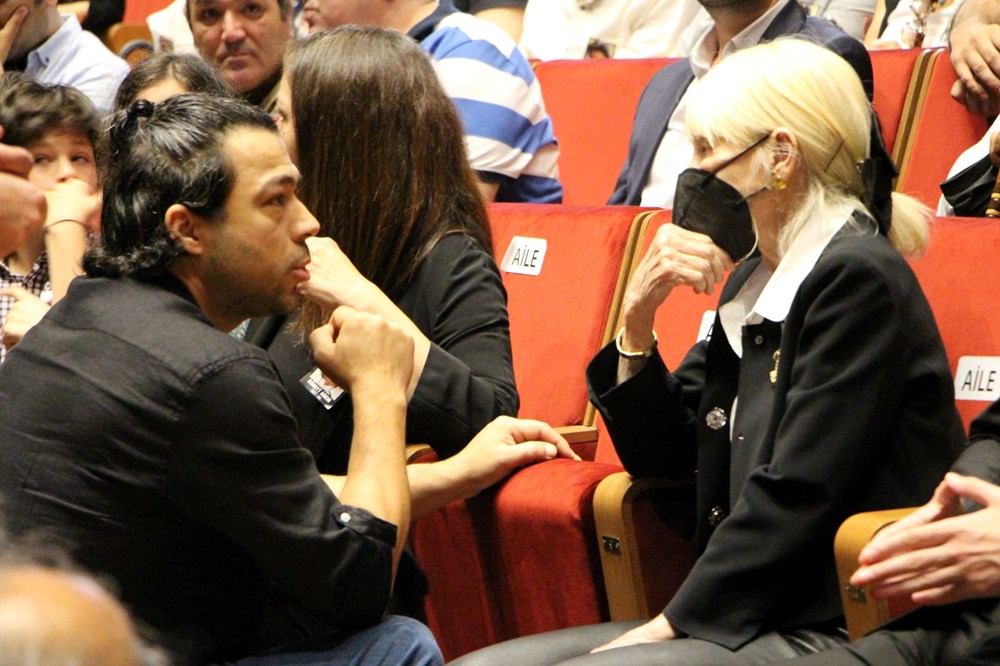 Cüneyt Arkın'ı binlerce kişi gözyaşlarıyla uğurladı - 21