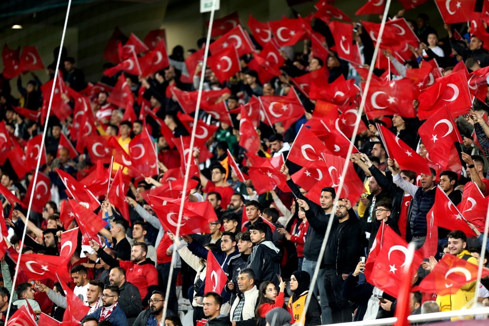 Türkiye A Milli Futbol Takımı, Euro 2024 biletini aldı 9 Türkiye A Milli Futbol Takımı, Euro 2024 biletini aldı - 7