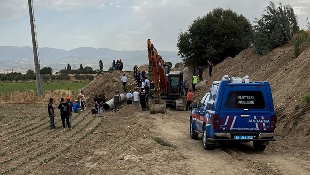 Denizli'de toprak kayması: 1 ölü, 1 ağır yaralı Denizli'de toprak kayması: 1 ölü, 1 ağır yaralı