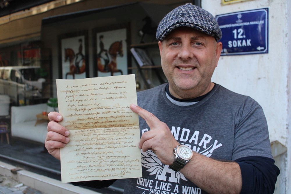 Antika pazarında bulduğu 60 yıllık mektupların sahibini arıyor - 4