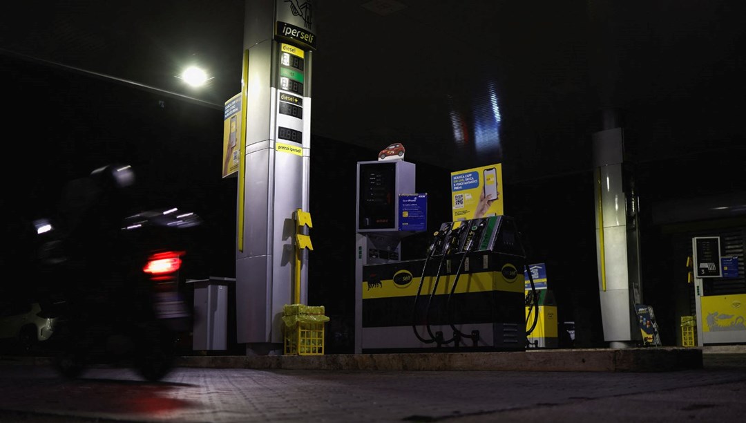 İtalya'da akaryakıt istasyonu çalışanları greve başladı