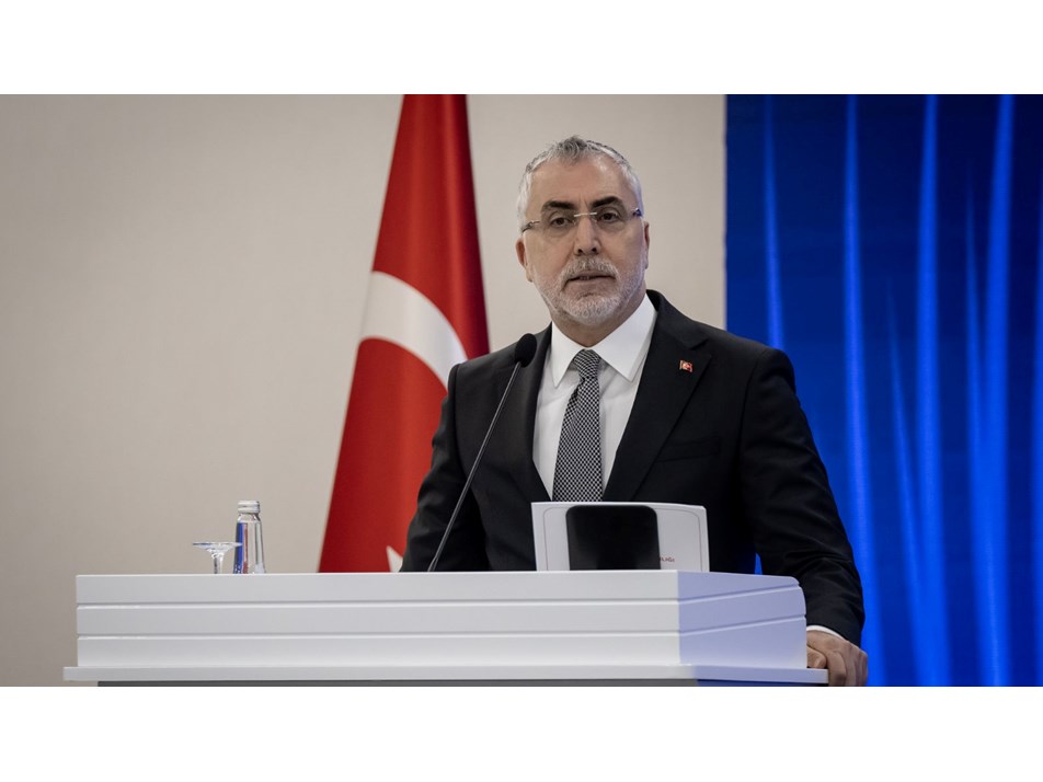 Bakan Işıkhan duyurdu: 10 bin engelli bireye kamuda iş fırsatı