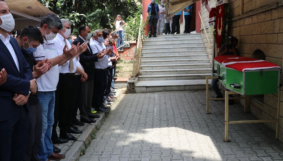 Sakarya'daki fabrika patlamasında hayatını kaybeden işçinin cenazesi defnedildi