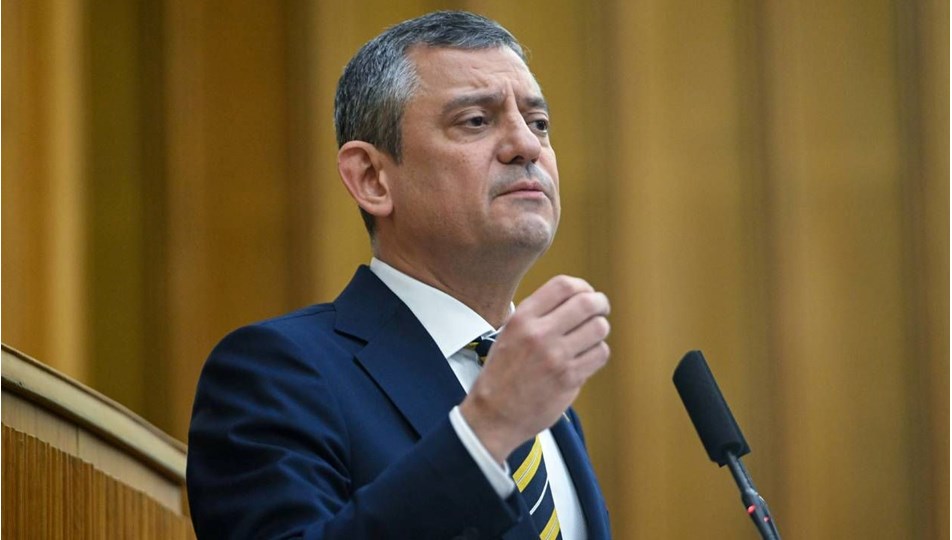 Özgür Özel'den kadınlara yönelik kullanılan dile tepki: